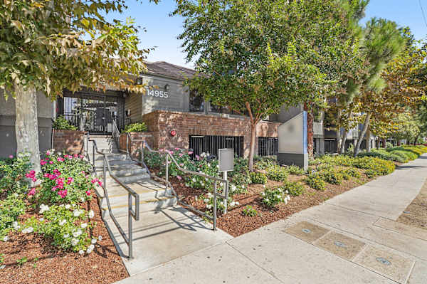 Saticoy Gardens property